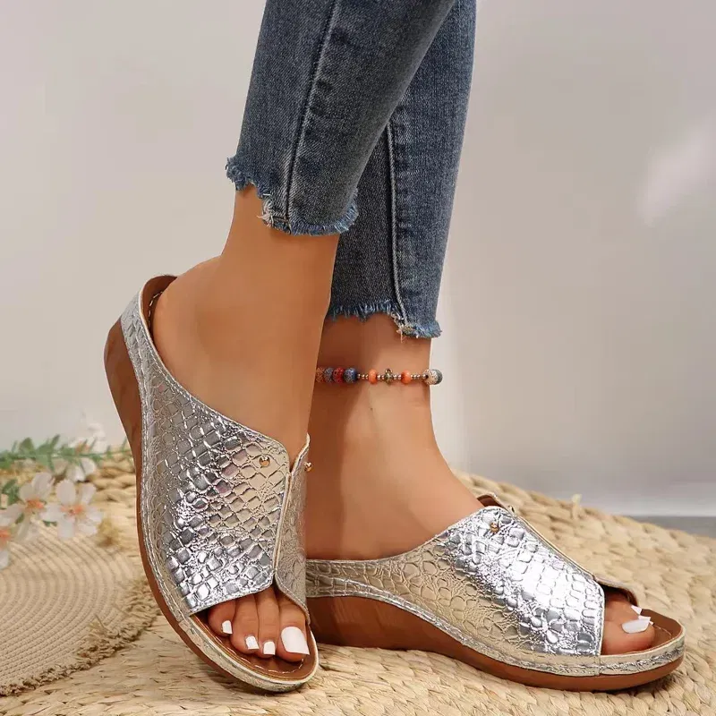 Color: Gold, Shoe Size: 36 - Women Gold Wedge Slippers New Summer Woman Crocodile Print Platform Sandals Female PU Leather Non Slip Beach Slides