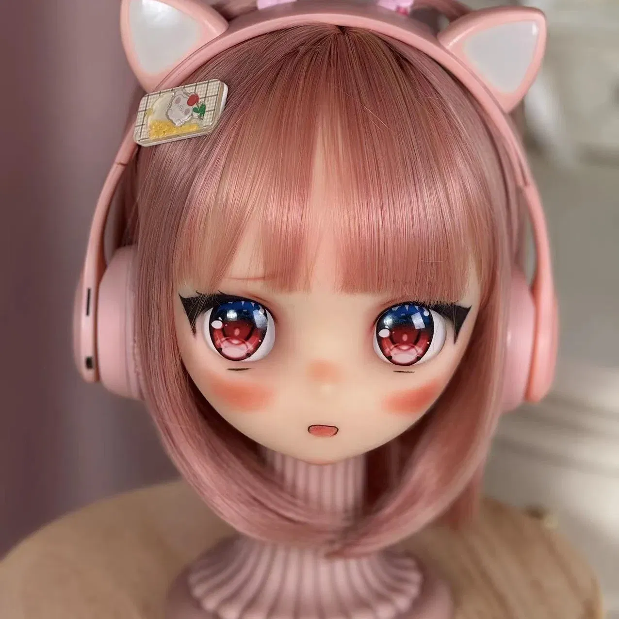 New animation single head, can be installed entity doll body, M16 thread interface, beautiful makeup, send pink hair, send the s
