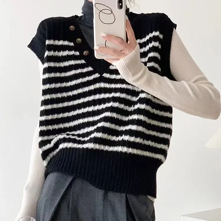 Color: WHITE, Size: One Size - Women Sweater Vest Pullover Jumpers Sleeveless Striped Knitted V Neck Jumper Streetwear Button High Street Y2k Slight Strech