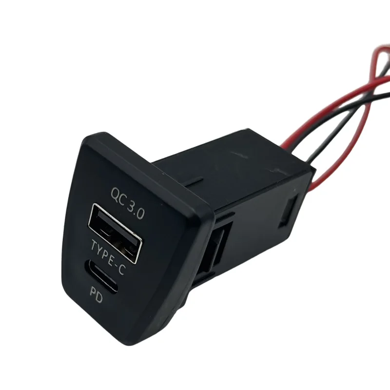 USB QC3.0 Mobile Phone Quick Car Charger Smartphone Charging Adapter for Toyota WILDLANDER Rav4 2020 2021 2022 2023