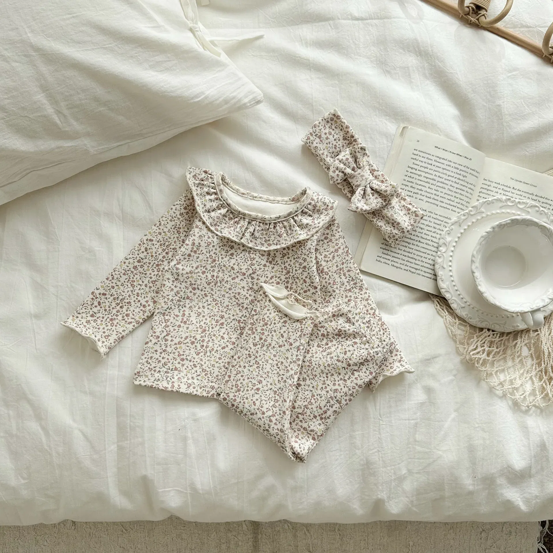 Color: Beige, Kid Size: 3M - 2025 Spring New Baby Long Sleeve Clothes Set Infant Girl Floral Tops + Leggings + Headband 3pcs Suit Cotton Toddler Outfits