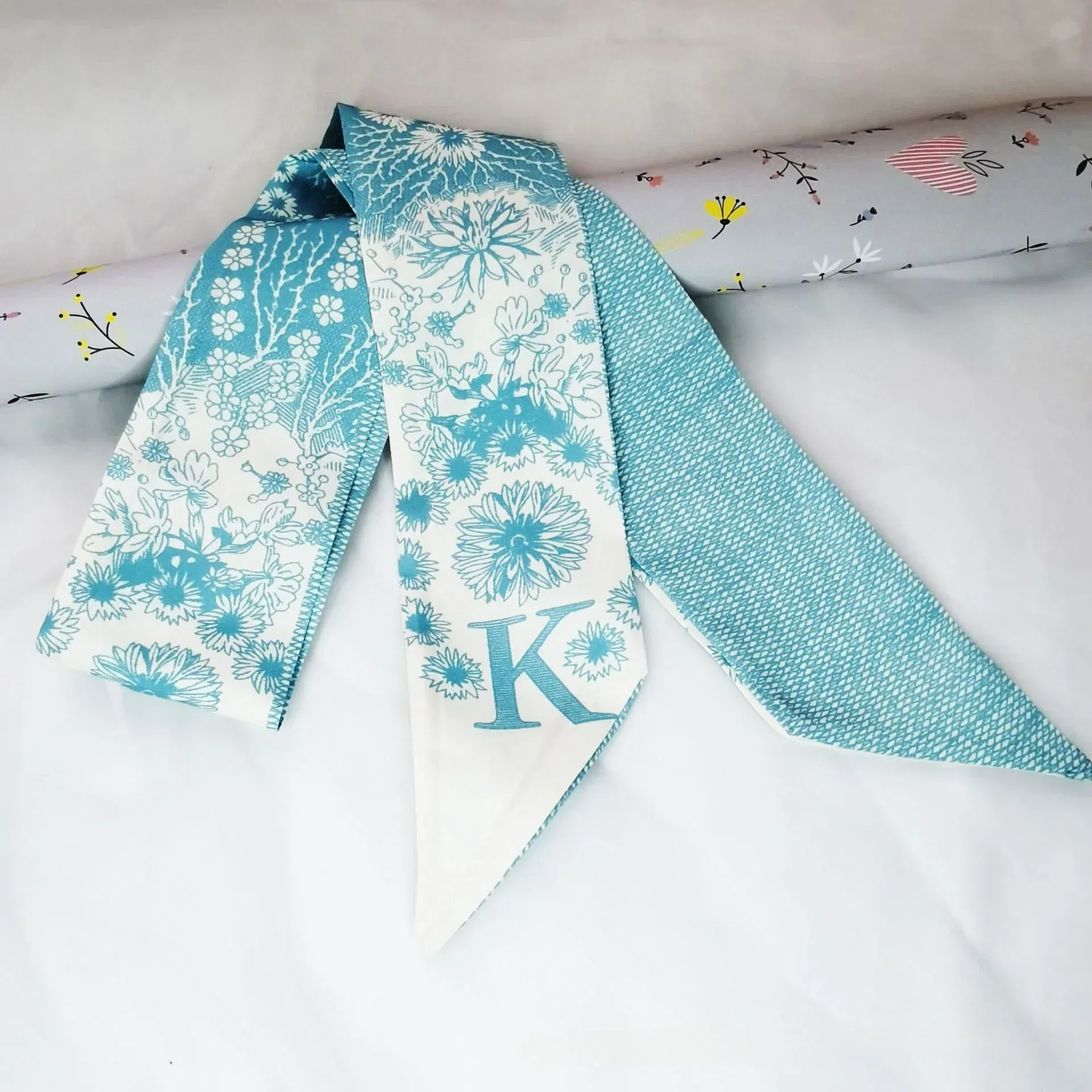 Color: Pink, Size: XXS - Fashion Skinny Scarf Women Luxury letter Printing Tie Bag Handle Ribbon Hair Band Women's Headscarf New Lady Design Silk Scarves
