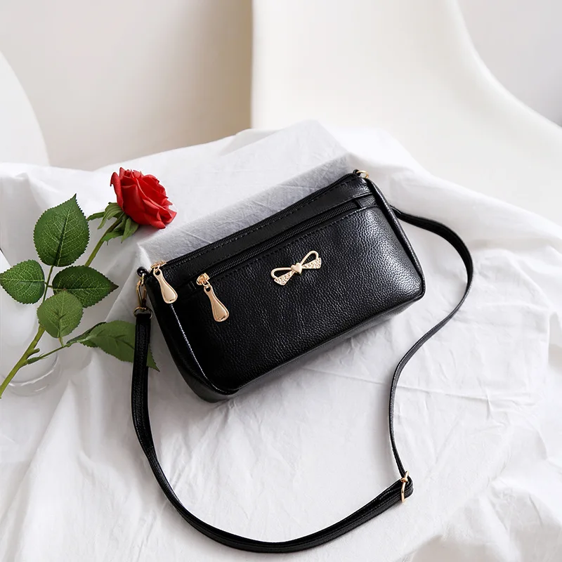 Color: black - PU Synthetic Leather Women's Shoulder Crossbody Bag Fashion Casual Dinner Wedding Alligator Pattern Flap Handbag and Purse