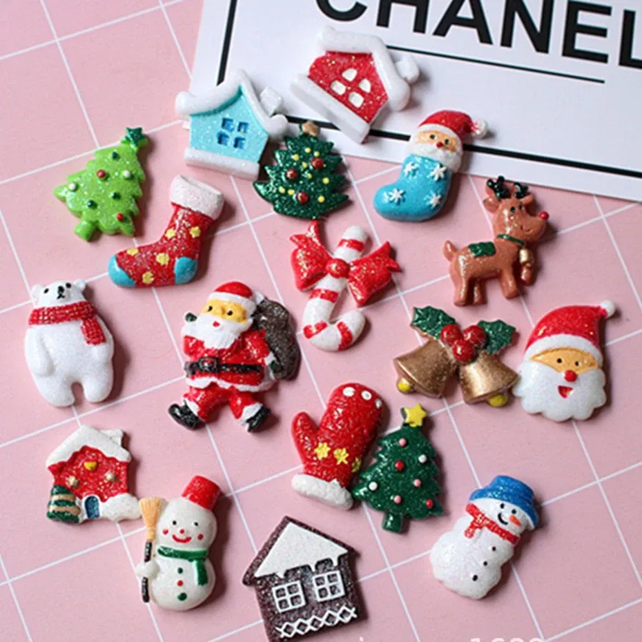 Color: MULTI - 100pcs/lot Glitter Christmas tree snowman 3D resin patch for diy fridge magnet phone hair accessories wholesale