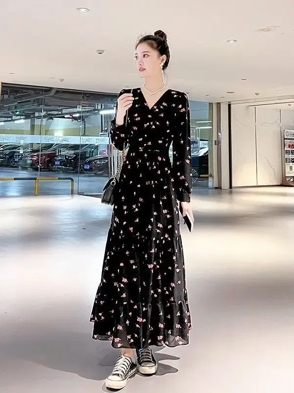 Color: black, Size: S - Chiffon floral dress 2024 spring/summer new high waisted slimming knee length skirt light luxury French style large skirt 3FWF