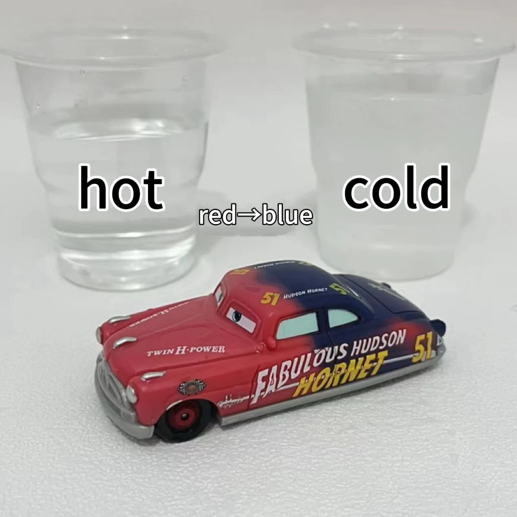 Color: light green - Pixar Cars 3 Temperature-variable Model Disney Lightning Mcqueen Racing Family Mack Uncle Car Toy Boy Girl Children Toys Gift