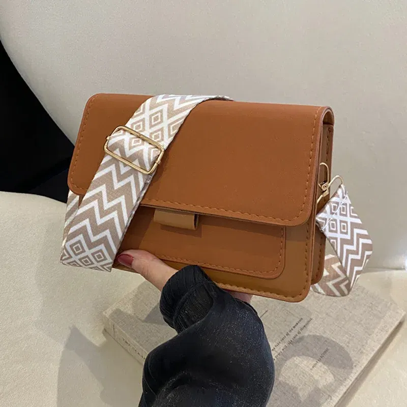 Color: Brown, Size: (20cm