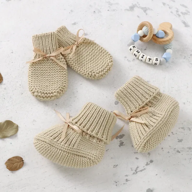 Color: Blue, Baby Age: 7-12 Months - Baby Shoes + Gloves Set Knit Newborn Girls Boys Boots Mitten Fashion Butterfly-knot Toddler Infant Slip-On Bed Shoes Hand Made