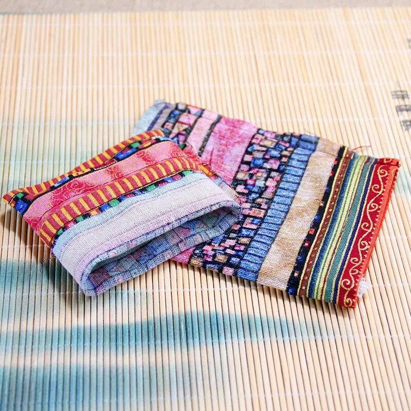Size: M, Color: Red - 10pcs Ethnic Style Jewelry Bags Drawstring Pouch Candy Snack Gift Bag Retro Bracelet Jewelry Packaging Storage Bags