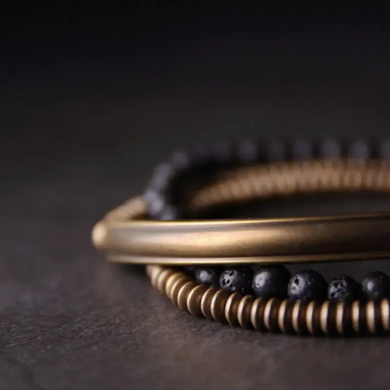 Length: 18cm - Metallic Copper Lava Stone Handmade Bracelet Multi Row Jewelry For Men Women Rock Street Hardwear Original Design Bangle
