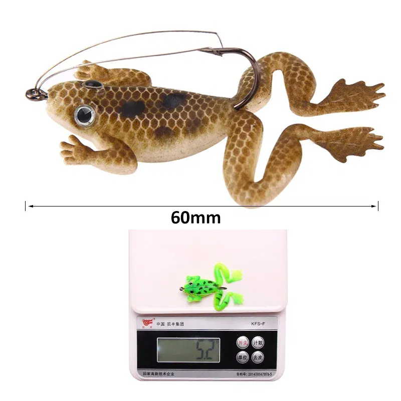 Color: green - 1 Pcs Soft Frog Fishing Lures 6CM 5.2G Silicone Bait Frog Artificial Treble Hooks Top Water Ray Baits Fishing Tackle