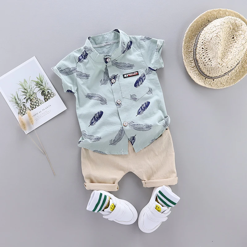 Color: green, Kid Size: 24M - 0-3 Year Old Baby Summer Feather Print Shirt Short Sleeve Suit