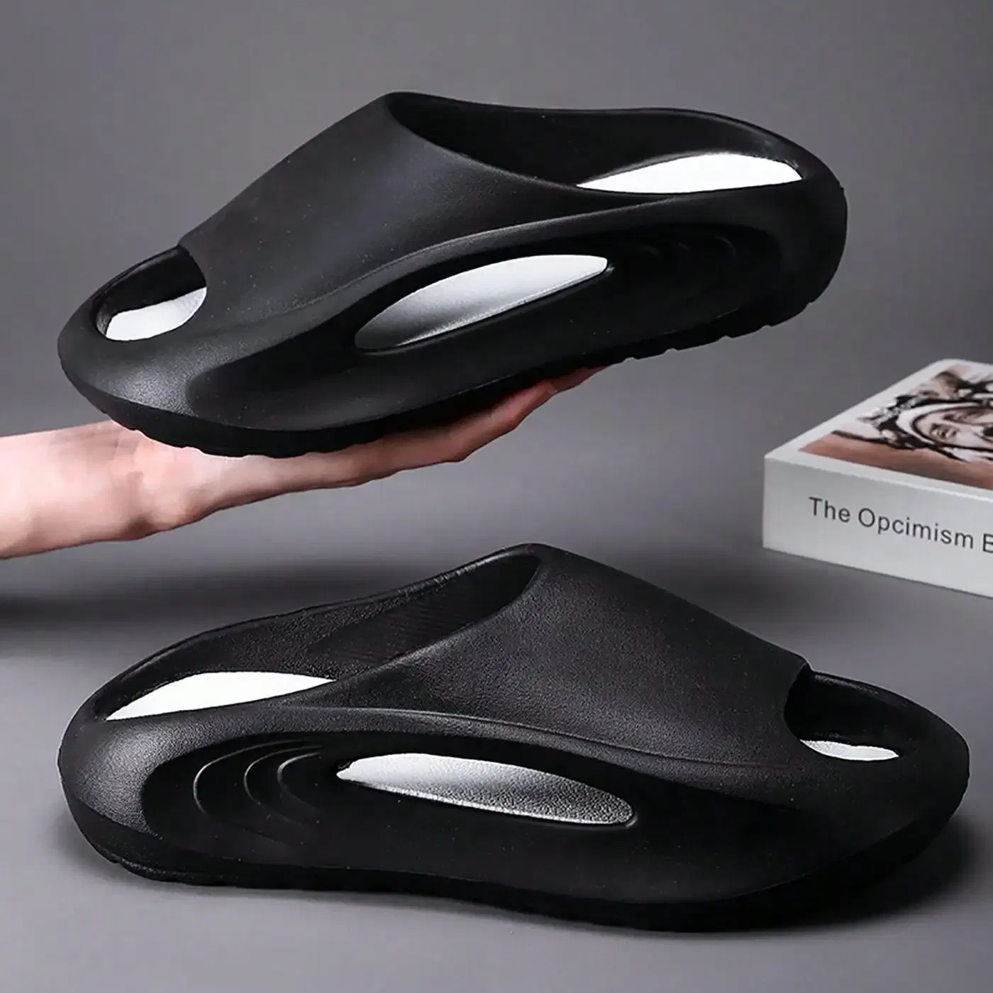 Color: black, Shoe Size: 43 - Summer Slippers for Men and Women Thick Bottom Eva Step on the Poop Feeling Outside Wear Non-slip Casual Bathroom Slippers