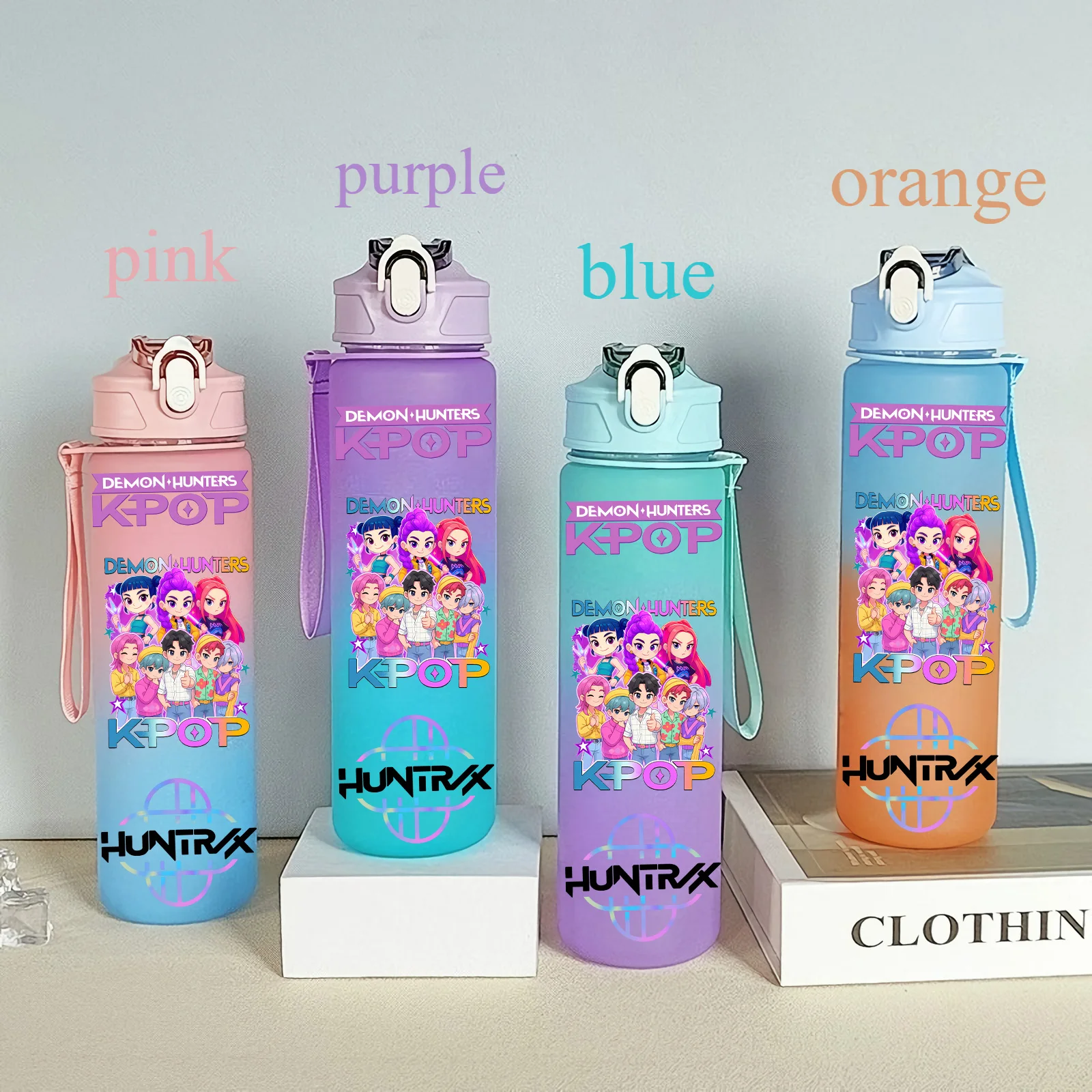 Color: APRICOT, Size: 25cm - 750ML K-pop Demon Hunters HUNTR X Rumi Mira Zoey Jinu Celine Kpop Plastic Water Cup K Pop Drinking Bottle School Huntrix Gourde