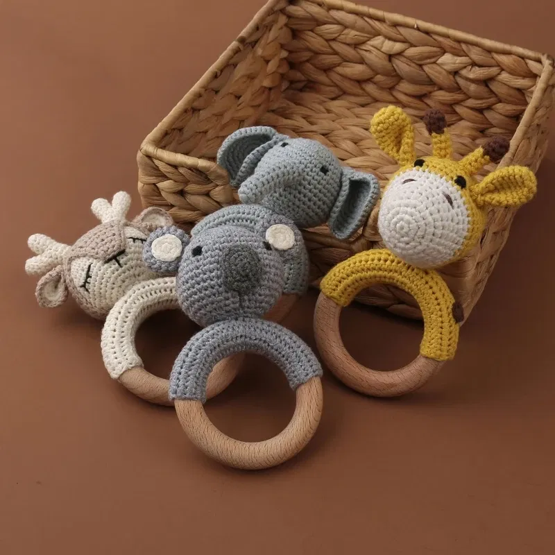 Color: MULTI - 1pc Baby Teether Safe Wooden Toys Mobile Pram Crib Ring DIY Crochet Giraffe Deer Rattle Soother Product