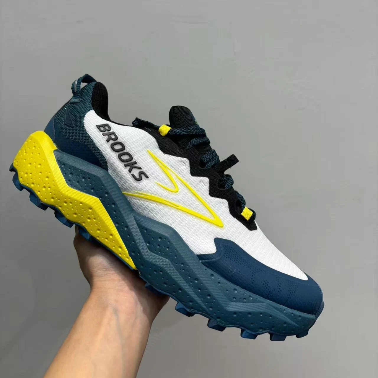 Color: Beige, Shoe Size: 44.5 - Brooks Men?™s Casual Sneakers Caldera 8 Ultra Trail Running Shoes Breathable Cushioned Long-term Training Sports Jogging Shoes
