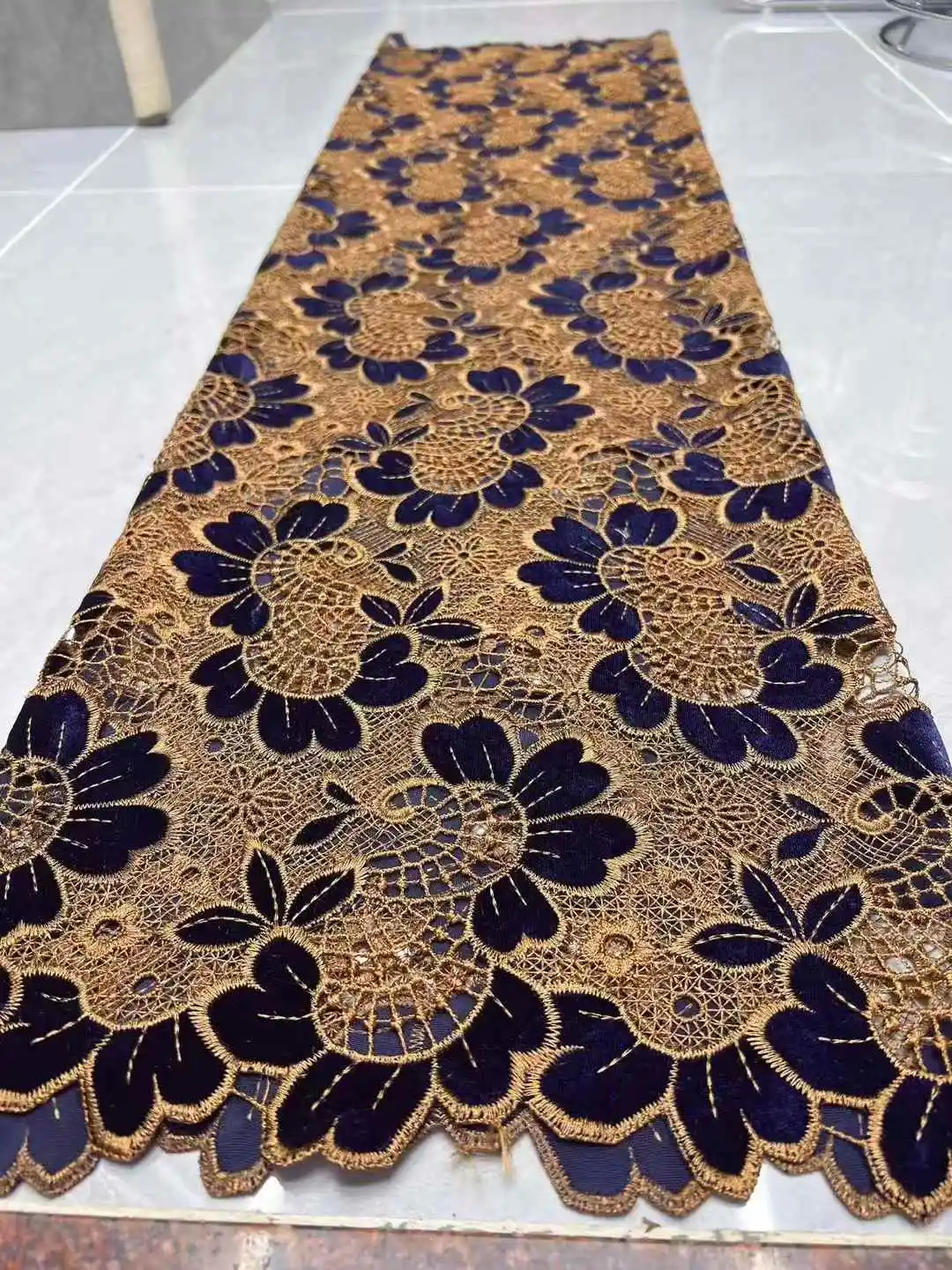 Color: Silver, Width: 120cm, Length: 5 yards - 2026 Purple African Nigerian Velvet Lace Fabric High-Quality Embroidery for Wedding Party Sewing SHXI