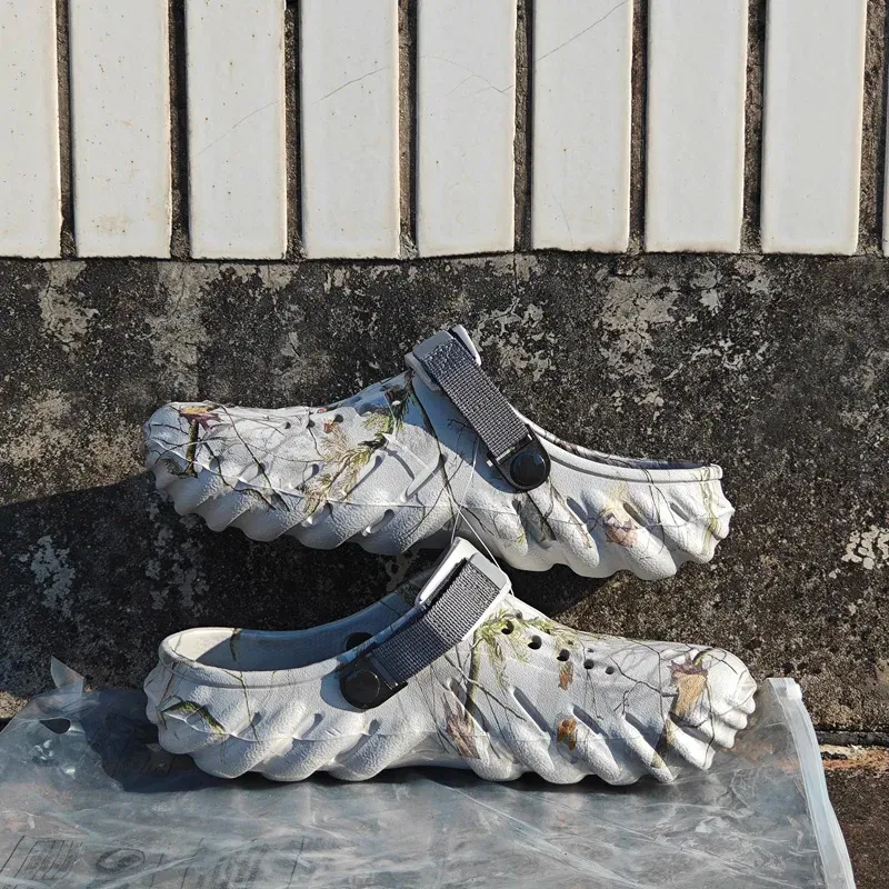 Color: Khaki, Shoe Size: 42 - Fashion Garden Shoes Men's Clogs Slippers Sandal Flat Camouflage Sandals Male Sneakers Outdoor Flip Flops Home Clogs