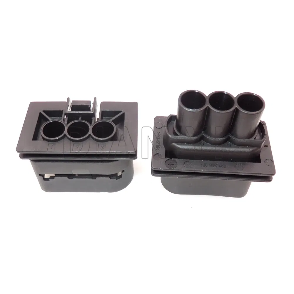Color: WHITE - 1 Set 3 Way AC Assembly Auto Radiator Plug For VW 1J0906443 1J0 906 443 1J0 906 233 1J0906233 Car Electronic Fan Cable Socket