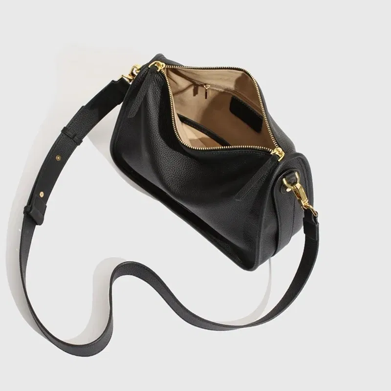 Color: black, Size: S, Ships From: CHINA - Women's Crossbody Bag High-end Fashion Simple Wing Logo Women's Leather Shoulder Bag Large Capacity Bucket Bag
