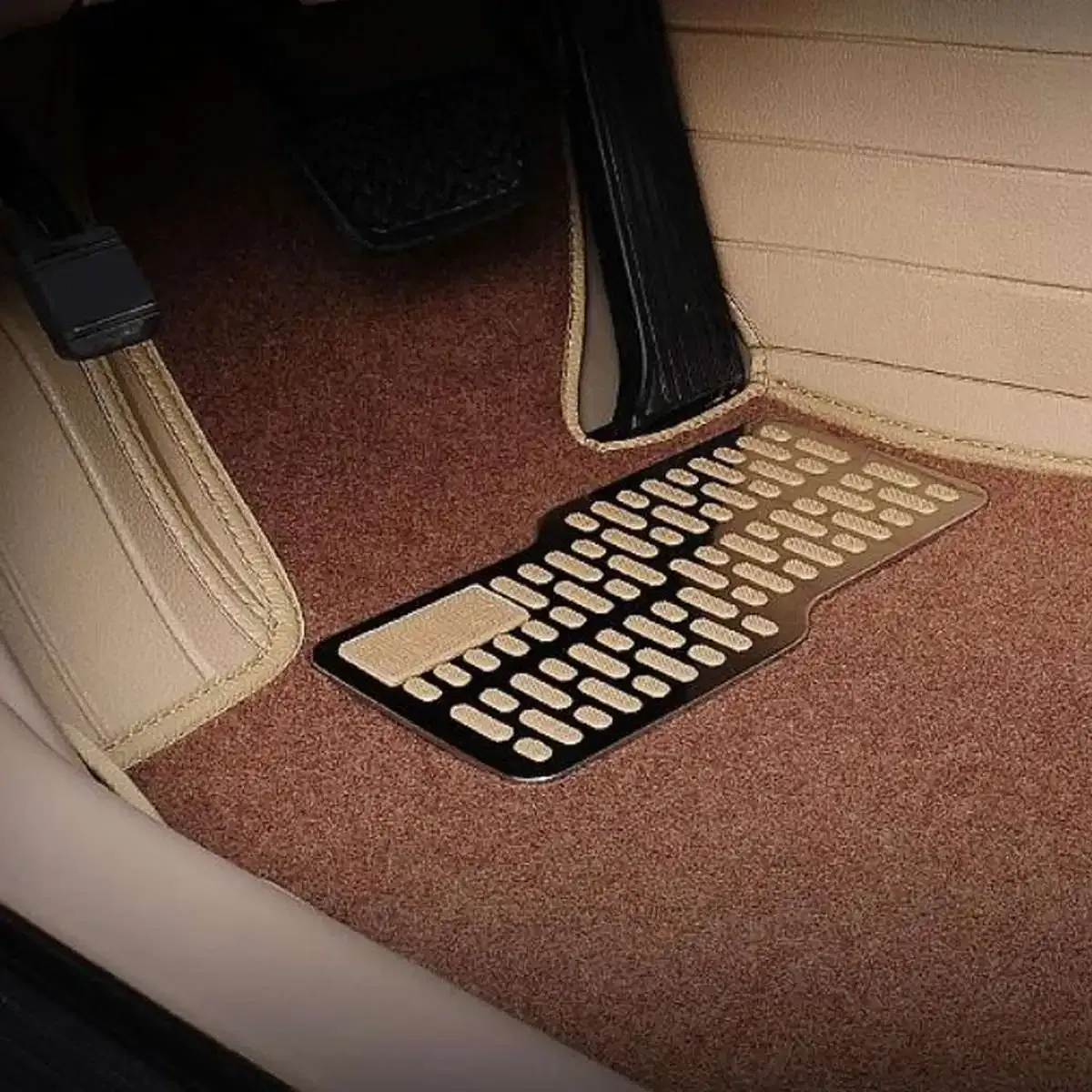 Color Name: Black - Car Foot Rest Pedal Board Floor Carpet Mat Anti-slip Stainless Steel Heel Pad Car Truck Suv Black Beige Brown