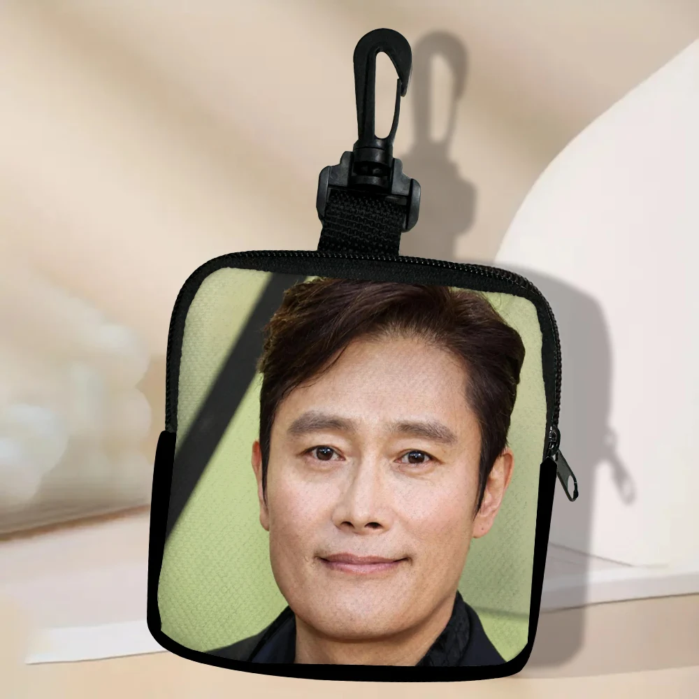 Color: WHITE - Lee Byung Hun Women Coin Purse Card Key Mini Purses Pouch Small Zipper Coin Purse Card Holder Wallet Bag 3.3