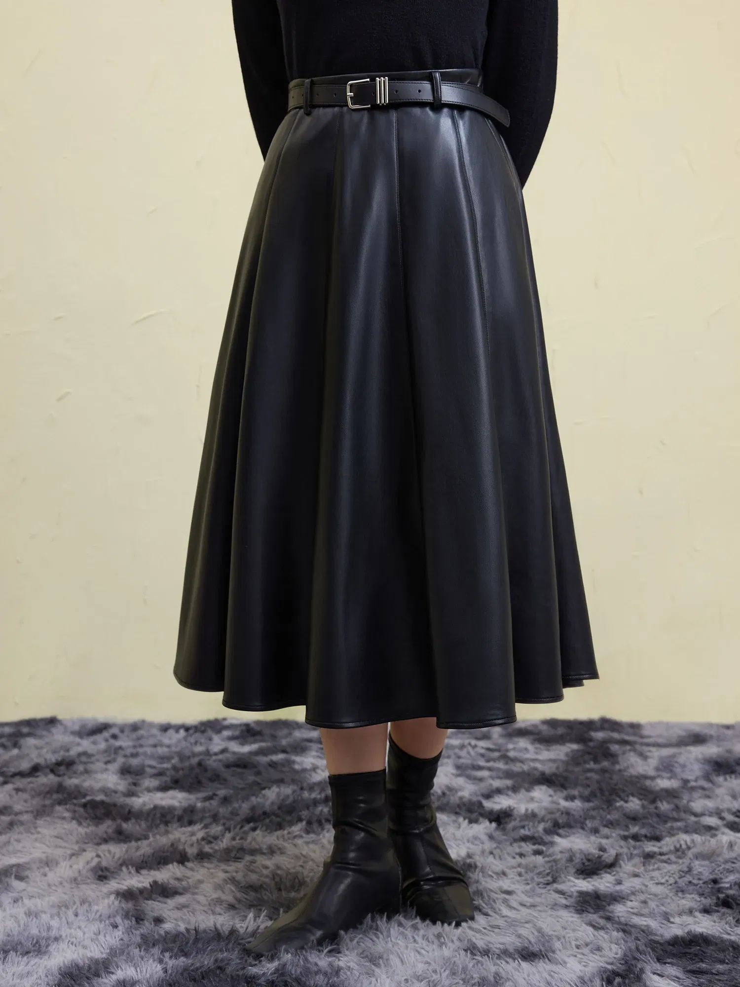 Color: green, Size: M - DUSHU Office Lady Plus Size Women's Simple Versatile Leather Half Skirt 2024 Winter New Fashionable A-line Skirt 24DS84495