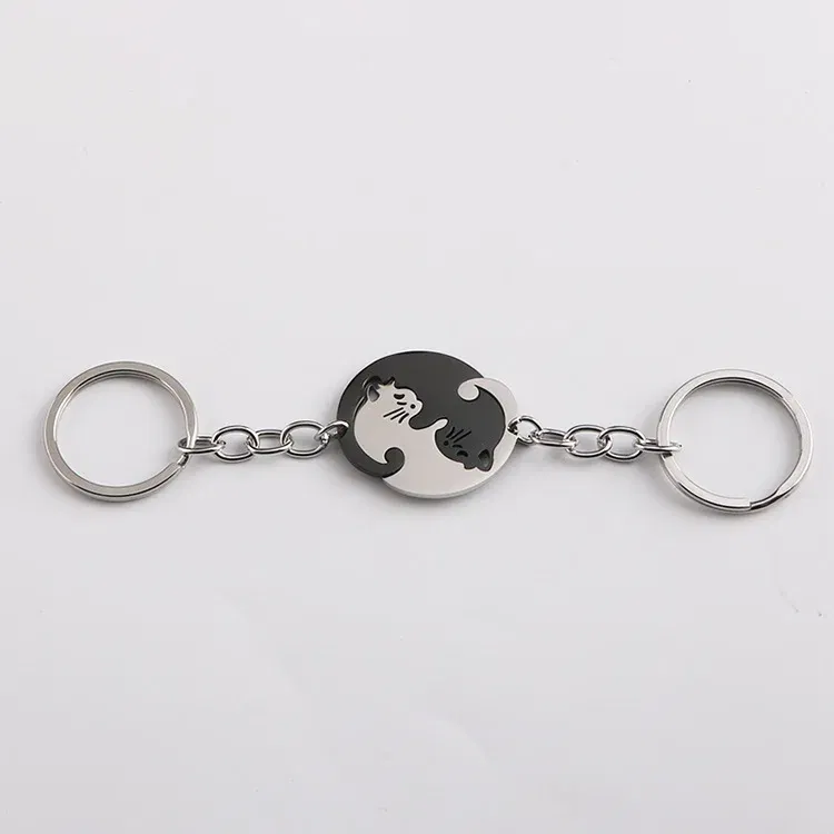 Color: Black and White - Heart-shaped Patchwork Love Cat Keychain Pendant Couple Key Chain Pendant Jewelry European and American Stainless Steel Keychain