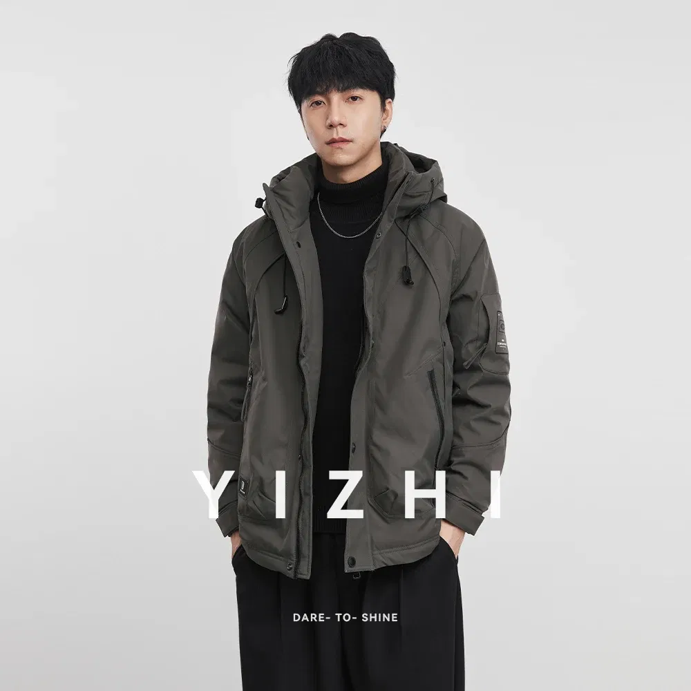Fashion Men's Casual Full Zip Hooded Jacket 2025 Winter New Multiple Pockets Logo Detail Windproo Warm Long Sleeve Outerwear Top