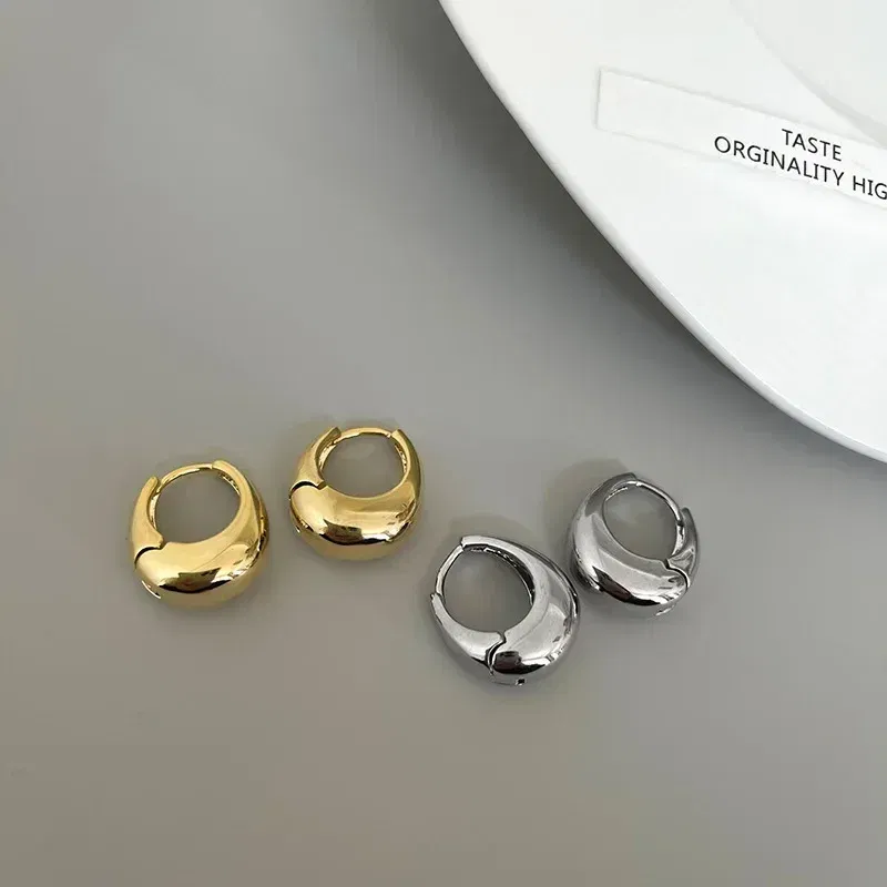 Metal Color: Light Yellow Gold Color - Stainless Steel Smooth Metal Chunky Hoop Earrings For Women Girls Fashion Round Circle Hoops Statement Earrings Punk Jewelry