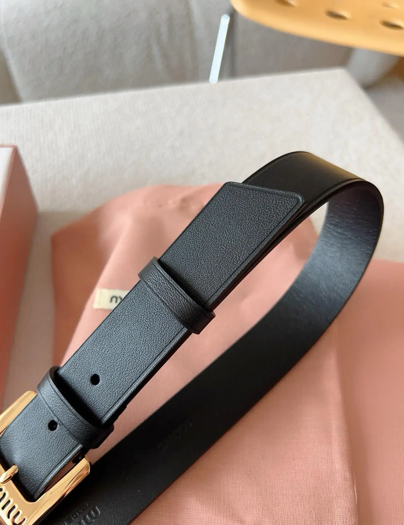 Color: WHITE, Belt Length: 80cm - Versatile and Practical, This Luxury Belt for Women Is A Must-have Gift That Easily Complements Any Style for Casual Elegance.