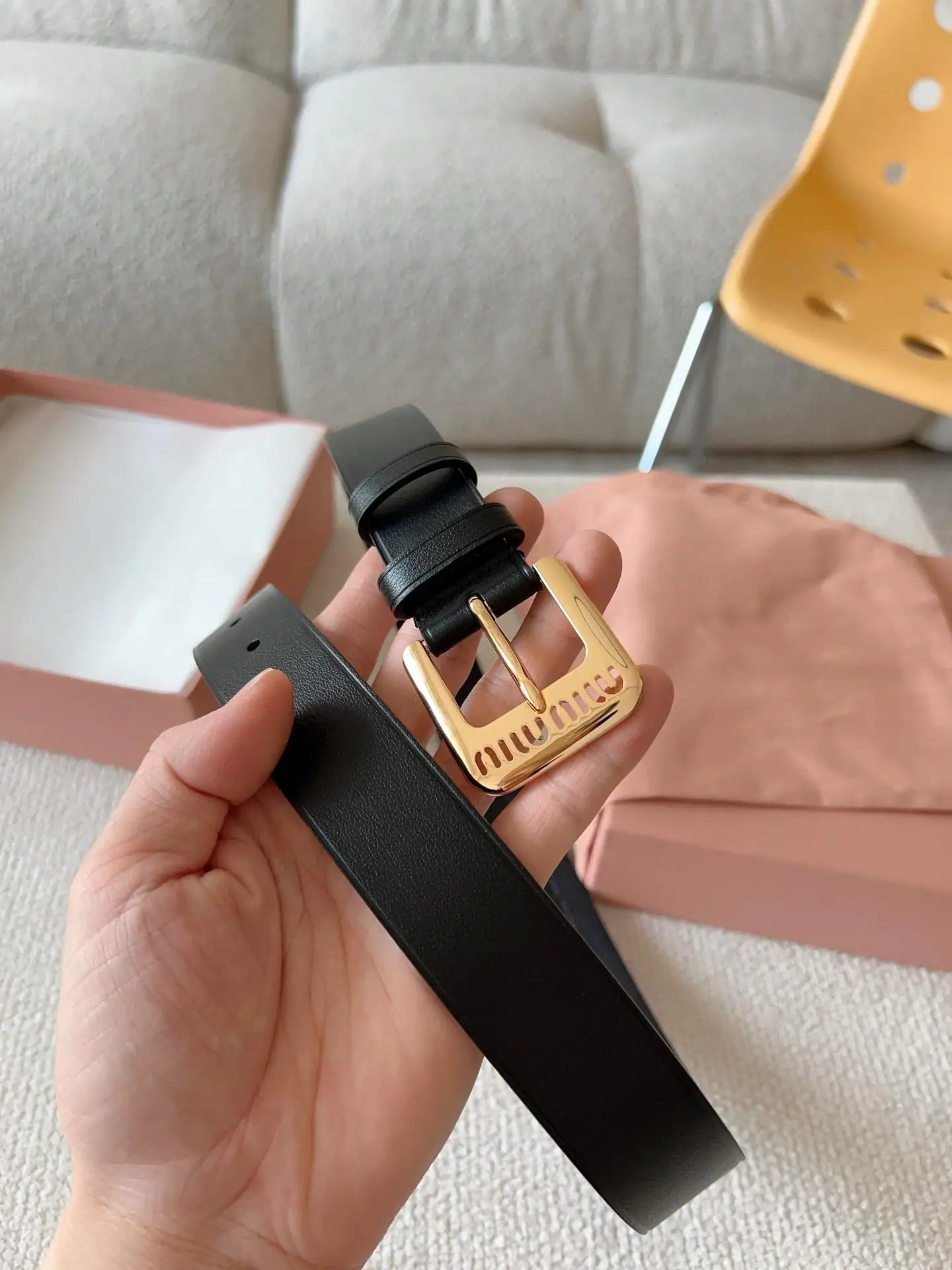 Color: WHITE, Belt Length: 80cm - Versatile and Practical, This Luxury Belt for Women Is A Must-have Gift That Easily Complements Any Style for Casual Elegance.