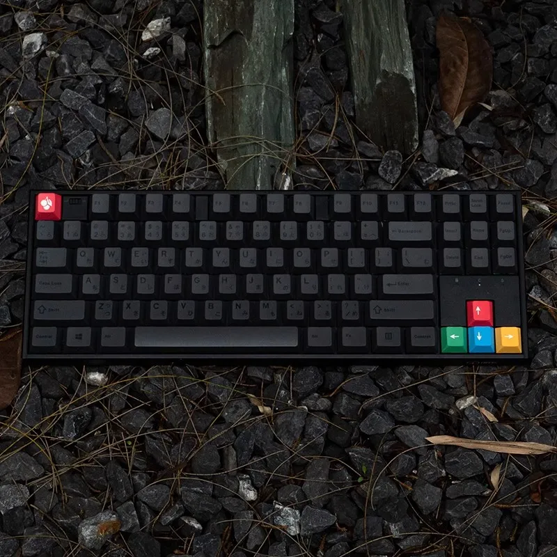 Color: black - Minimalist Black keycaps PBT cherry profile 61/71/64/68/84/96/980/87/104 keycap set