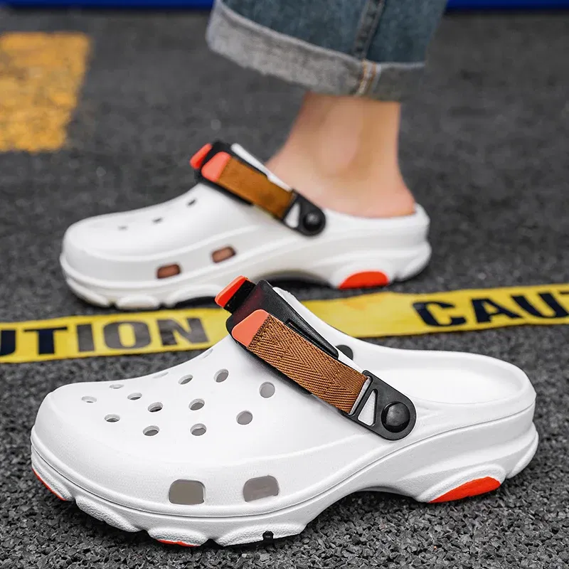 Color: Light Grey, Shoe Size: 38 - Summer Men's and Women's Leisure Breathable Garden Shoes, Couples Outdoor Beach Baotou Cool Drag Hole Shoes