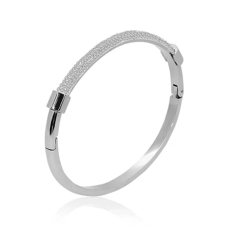 3256804644992757