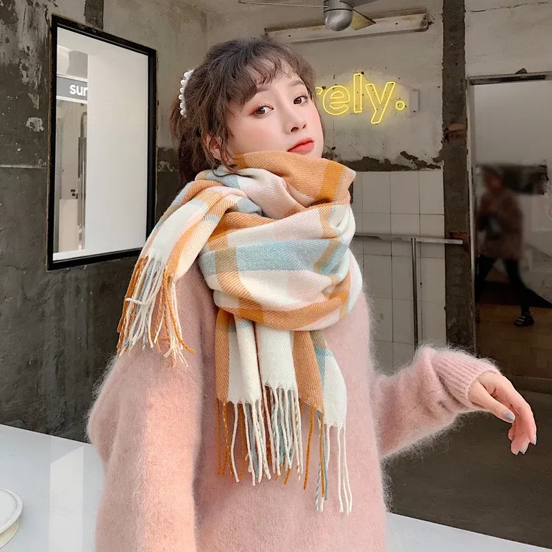 New arrival fashion temperament high quality knit comfortable warm long scarf women tassel outdoor sweet elegant plaid scarf