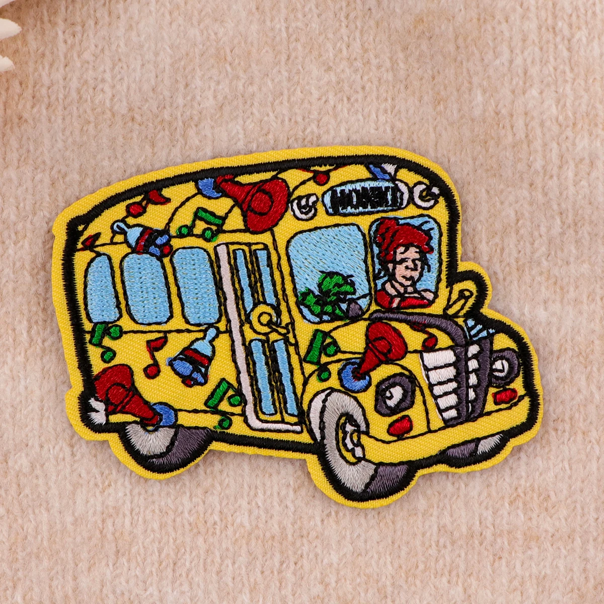 Funny School Bus Embroidery Patch Cartoon Iron On Patches For Clothing Thermoadhesive Patches On Clothes DIY Sew Badges