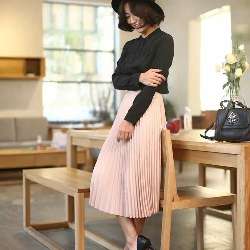 Color: black, Size: One Size - Spring and Autumn New Fashion Women's High Waist Pleated Solid Color Half Length Elastic Skirt Promotions Lady Black Pink