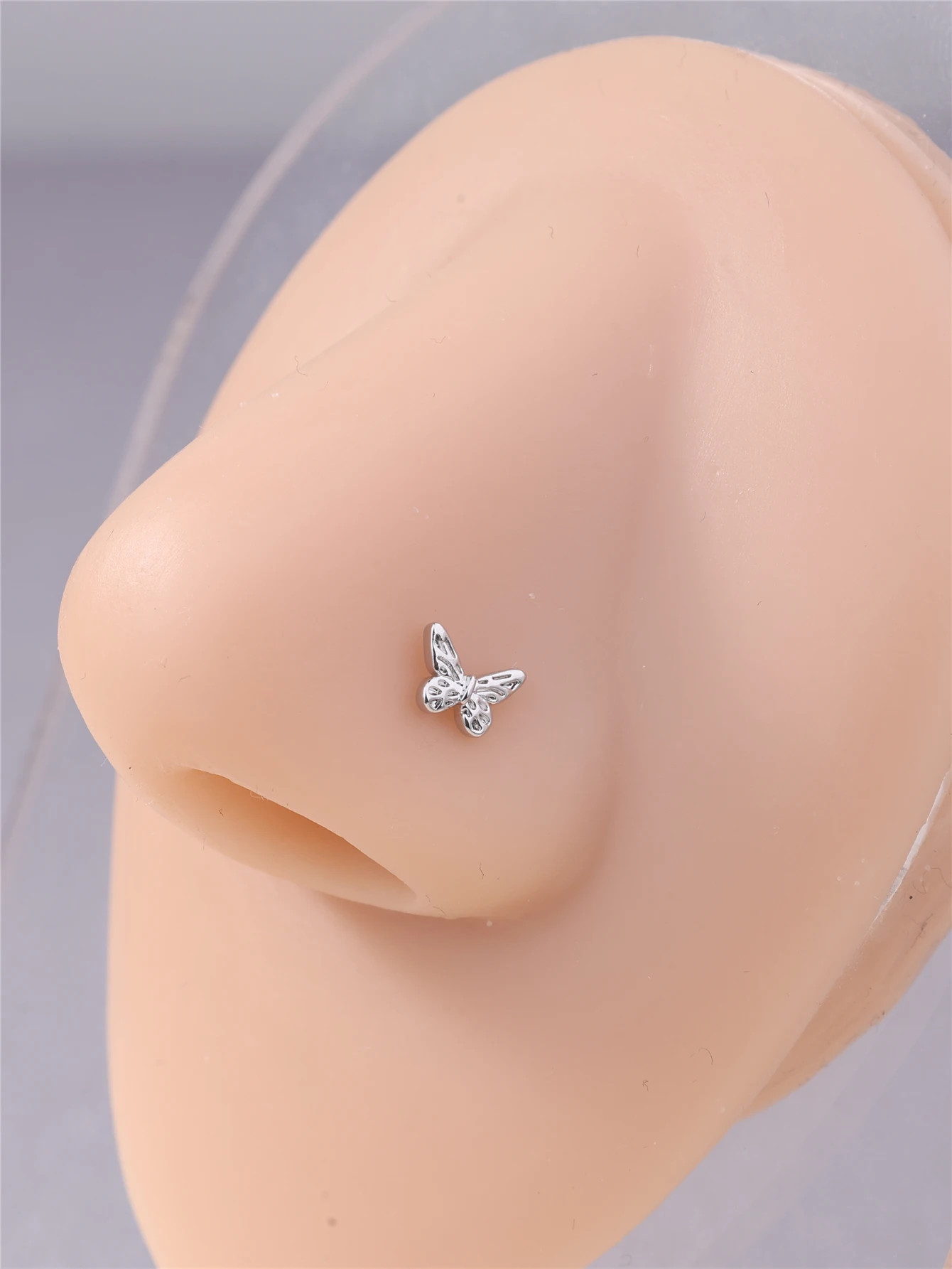 Metal color: Silver - 20G L Shaped Nose Studs Simple Mini Butterfly Design Gold Silver Color Nose Piercing for Women Girl Nostril Jewelry