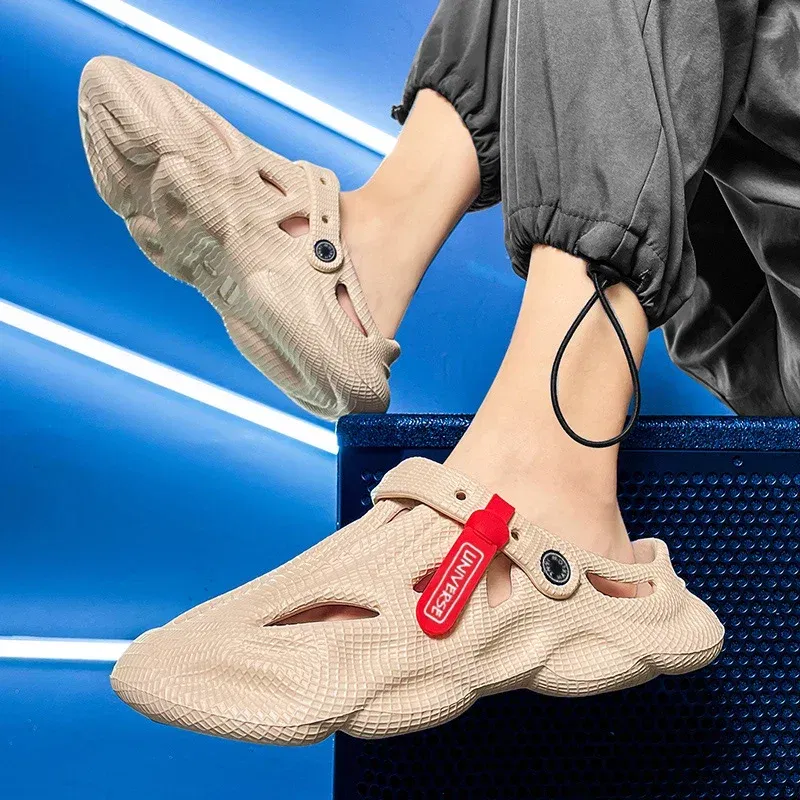 Color: Khaki, Shoe Size: 42 - Summer Men's Clogs Sandals Lightweight Breathable Anti-slip Beach Slippers Men Outdoor Slippers Clogs Anti-slip Beach Slippers