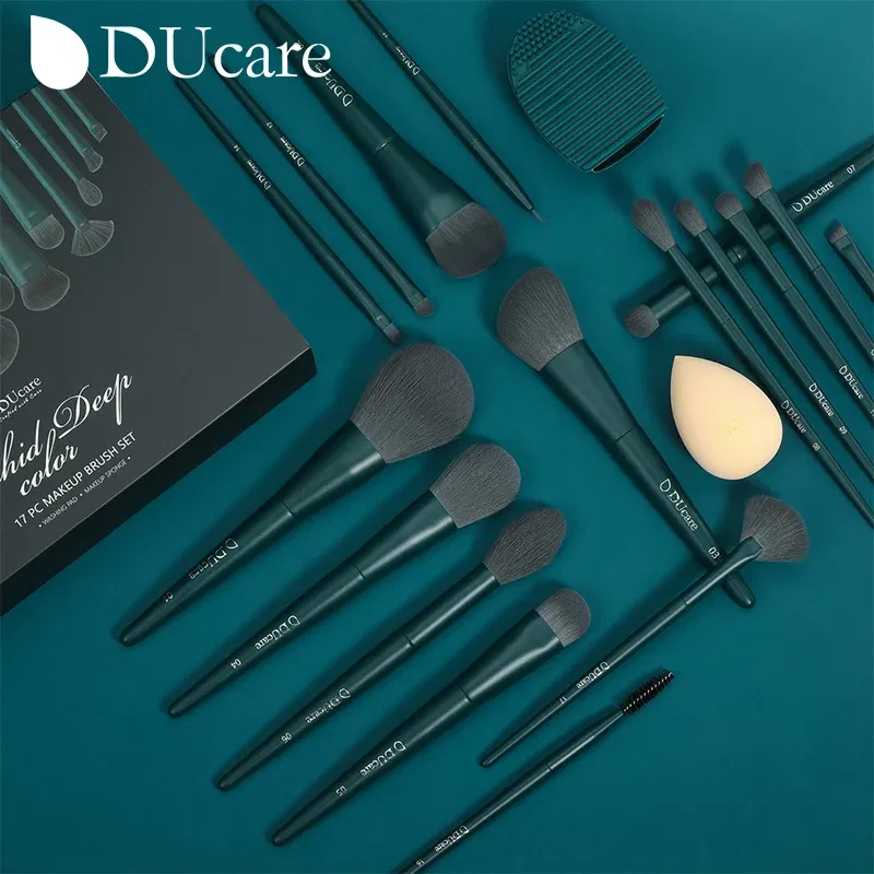 Handle Color: Green, Ships From: United States - DUcare Professional Makeup Brushes kits Synthetic Hair 17Pcs with Sponge & cleaning tools Pad for Cosmetics Foundation Eyeshadow