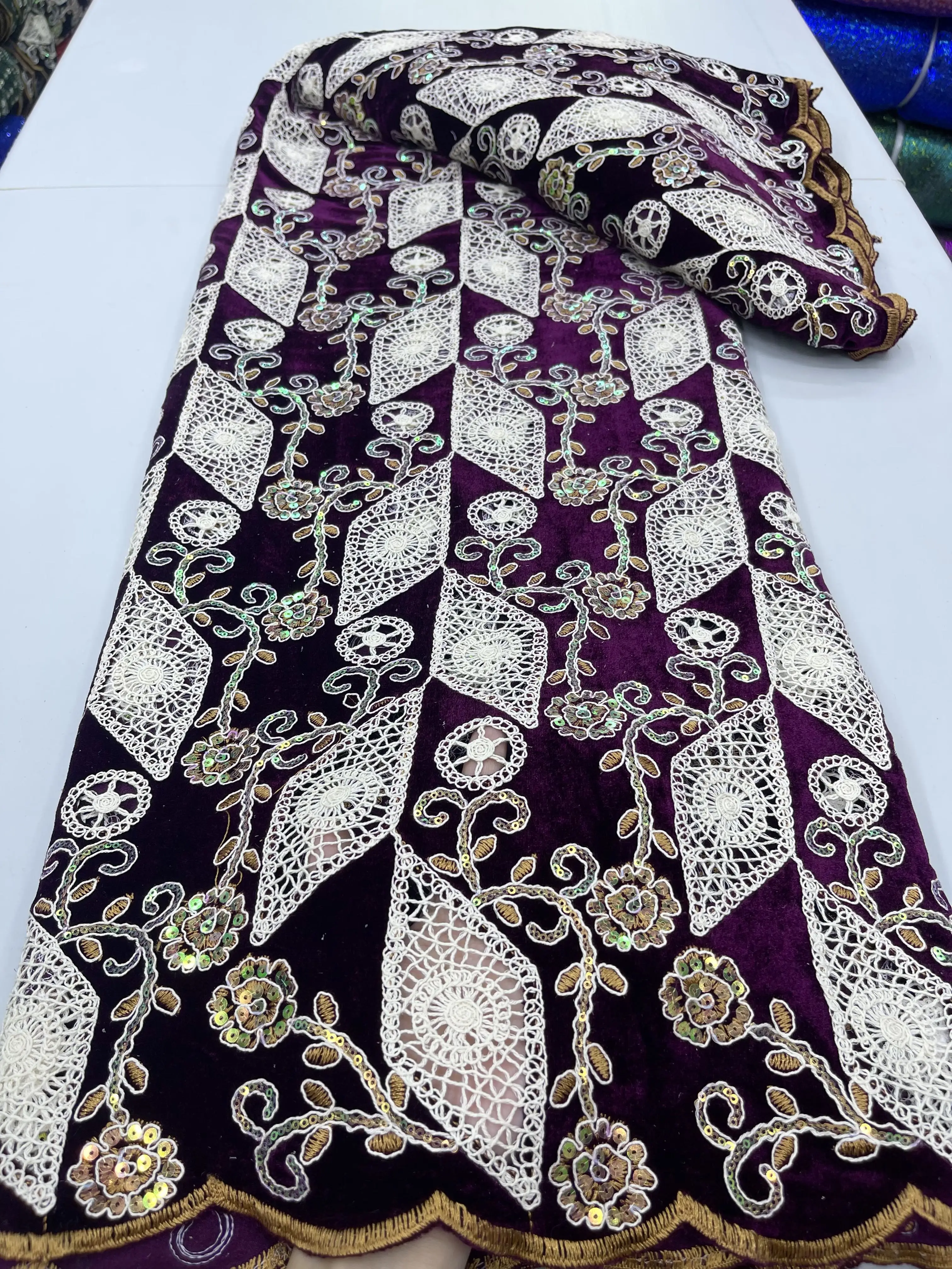 Elegant Nigerian Guipure Cord Lace Fabric 2024 High Quality Velvet Water Soluble African Lace Fabric Party Dress for Women
