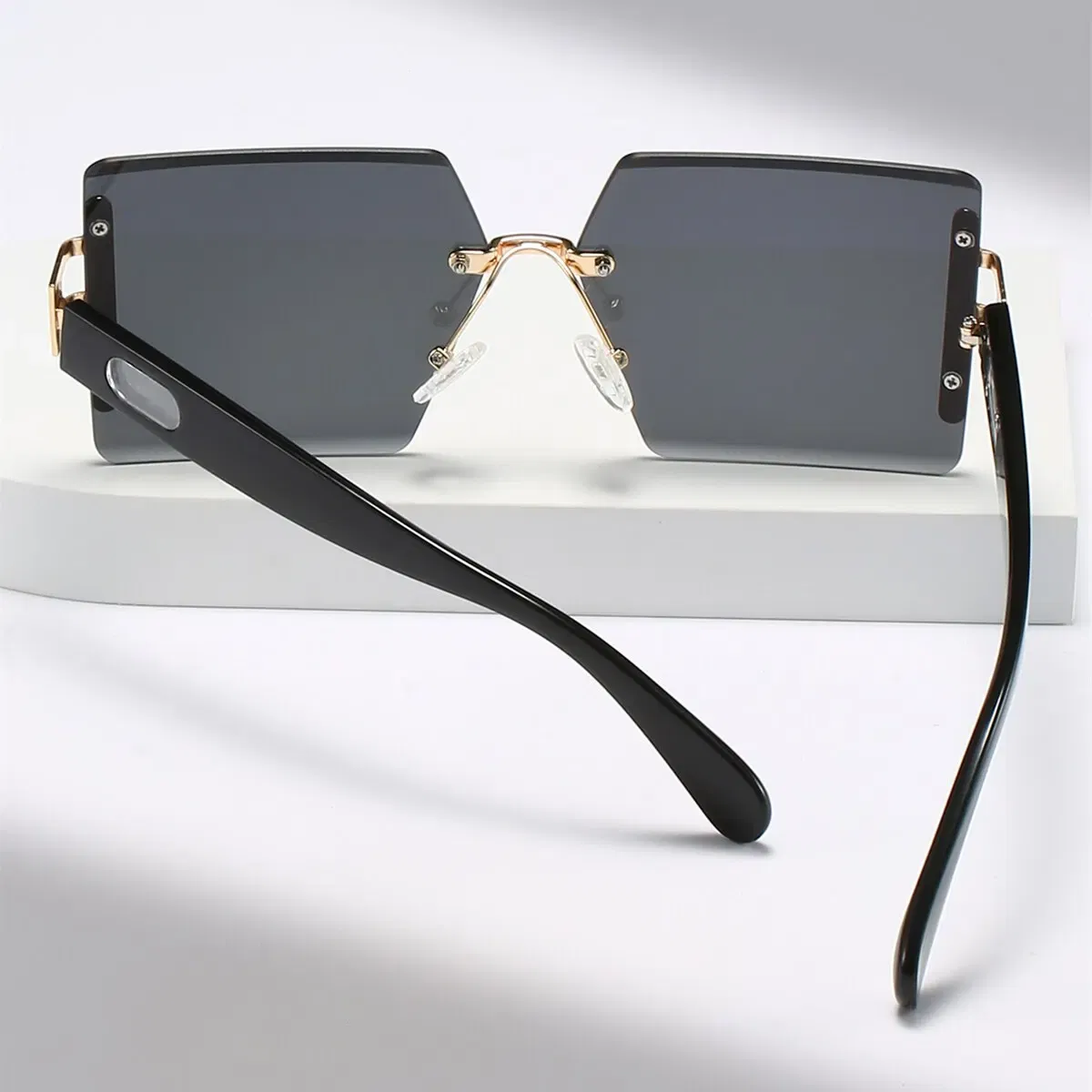 Frame Color: Gold, Lenses Color: Green - 1pair Square Sunglasses For Men And Women Rimless Cut Edge Retro Glasses Y2K Luxury Holiday Accessories Fashionable Sunscreen