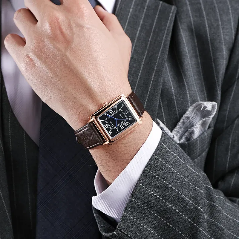 Color: WHITE - Fashion Men's Quartz Wristwatch Leather Strap Watch