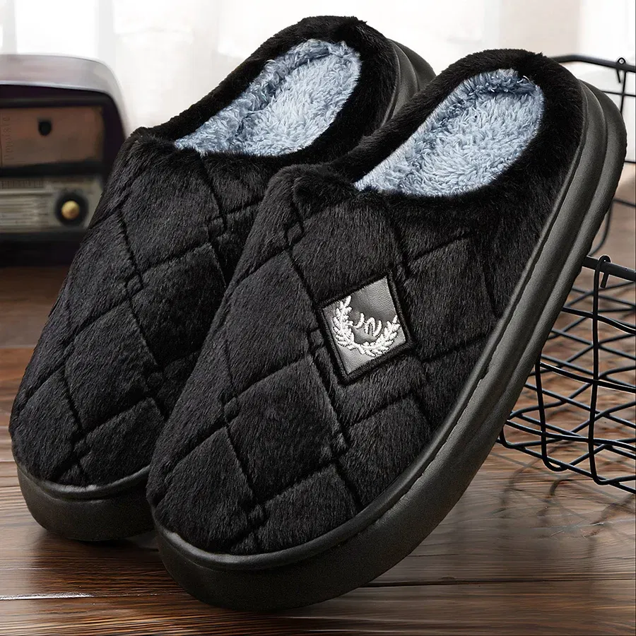 Color: black, Shoe Size: 48-49 - Men's House Slippers Furry Plaid cozy EVA Memory Foam Lightweight Casual Shoes Winter Warm Plush Non-slip Slippers big size