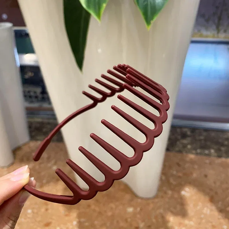 Color: Pink - Resin Hair Comb Hairbands Hair Accessories Matte Hair Hoop with Teeth Non-slip Head Hoop Frosted Makeup Dressing Thin Headband