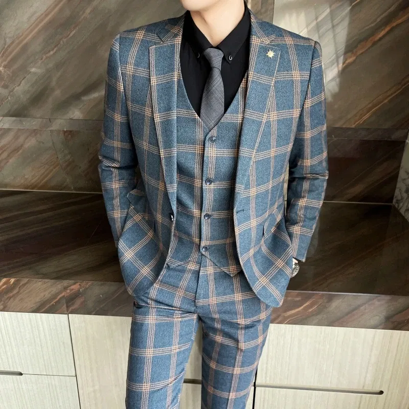 Color: black, Size: 4XL - High-quality British men's fashionable and stylish checkered casual suit set for autumn, a casual and fitted suit set of three