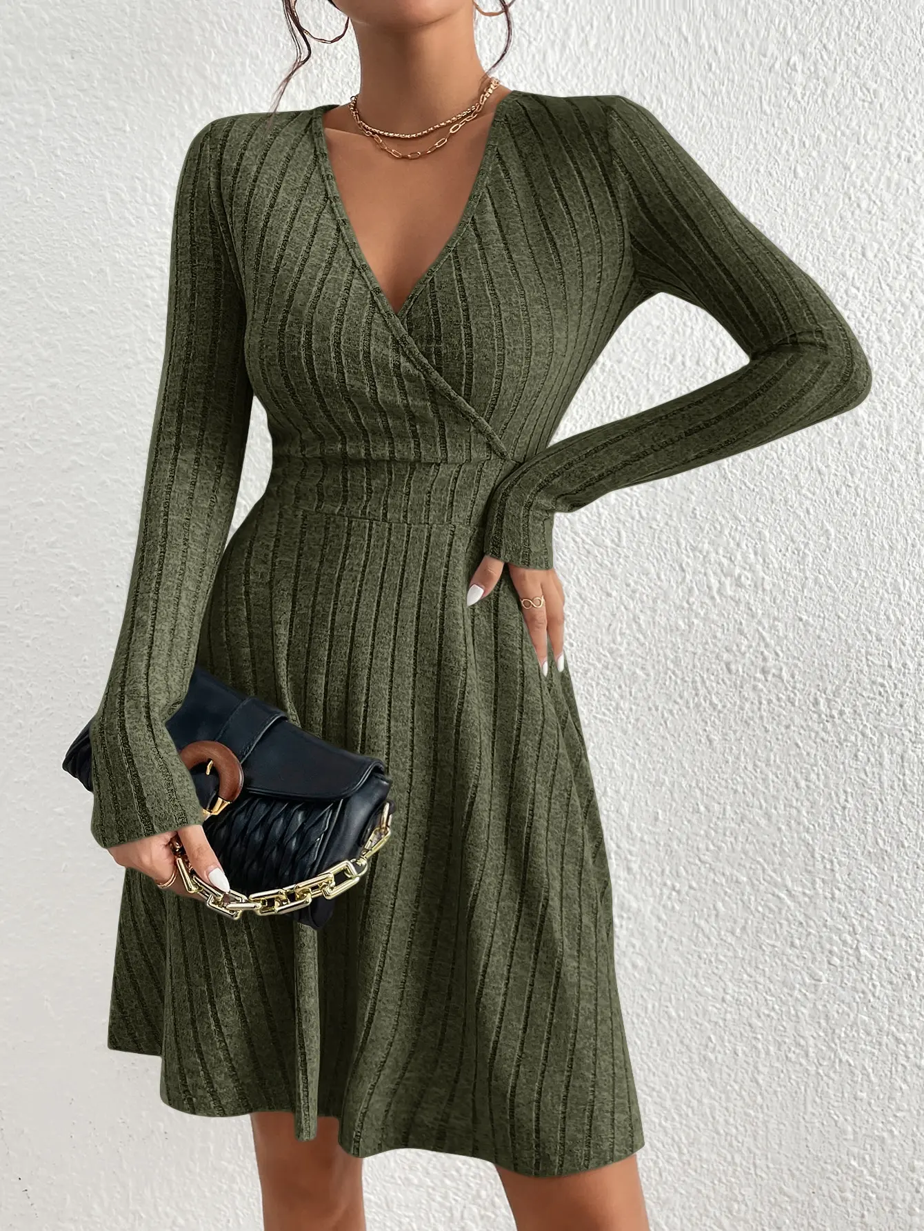 Color: army green, Size: XS - Autumn and Winter New V-neck Sexy Waistline A-line Umbrella Skirt Big Swing Long-sleeved Knit Dress