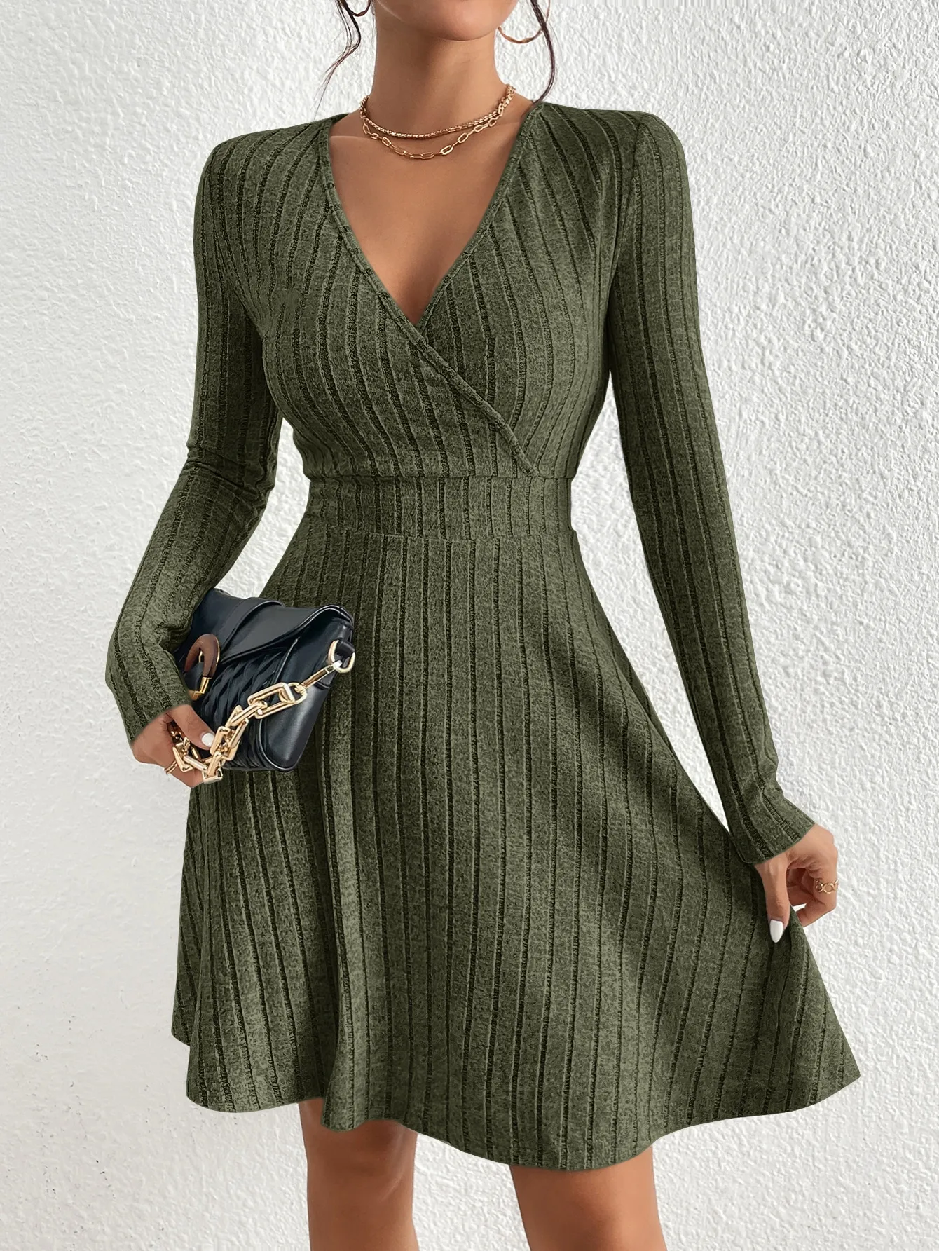 Color: army green, Size: XS - Autumn and Winter New V-neck Sexy Waistline A-line Umbrella Skirt Big Swing Long-sleeved Knit Dress
