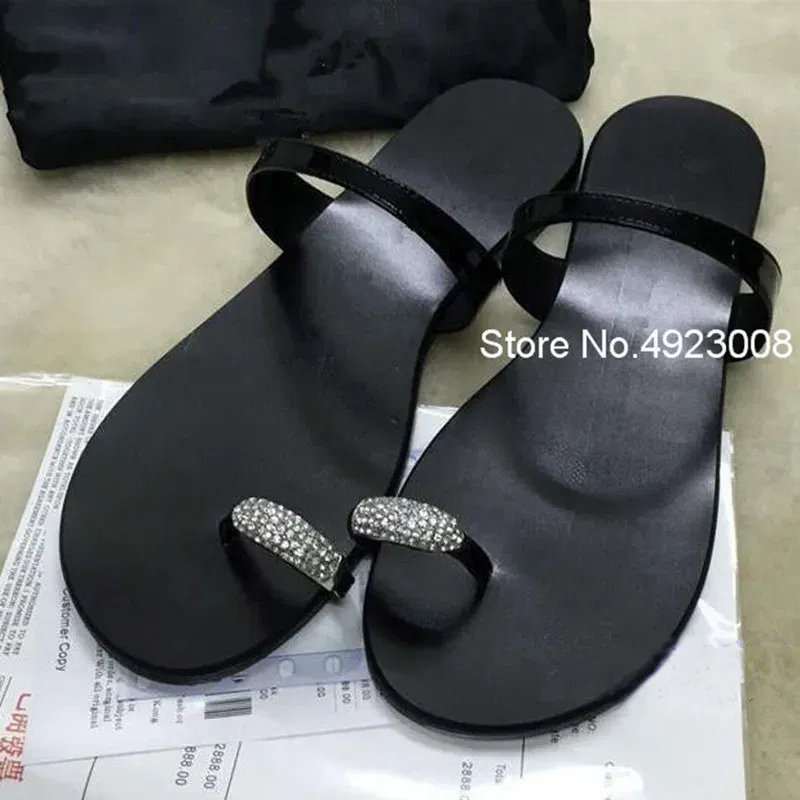 Summer Flat Flip Flops With Rhinestones Patent Leather Clip Toe Women Sandals Bling Crystal Plus Size 42 Beach Girls Shoes Women